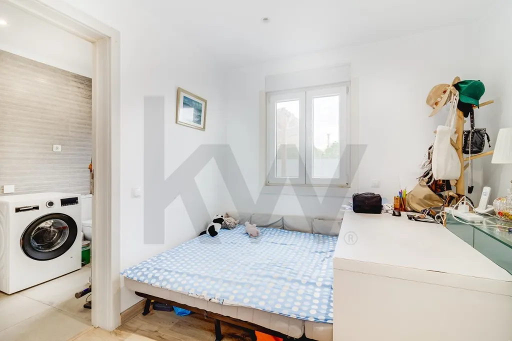 Bedrooms - Central Benfica House with Pool