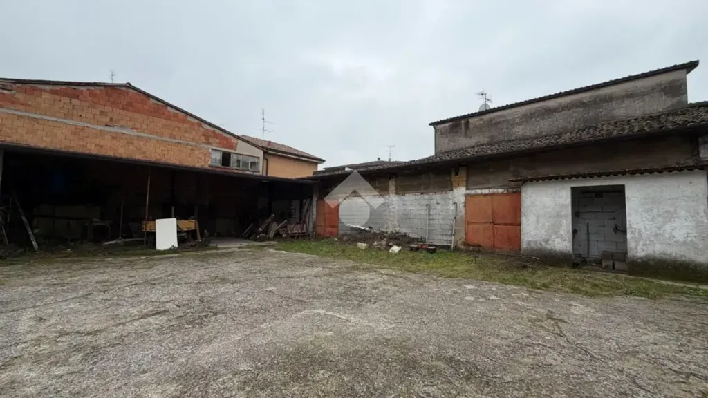 Aed - Rustic House with Private Garden in Calcinato