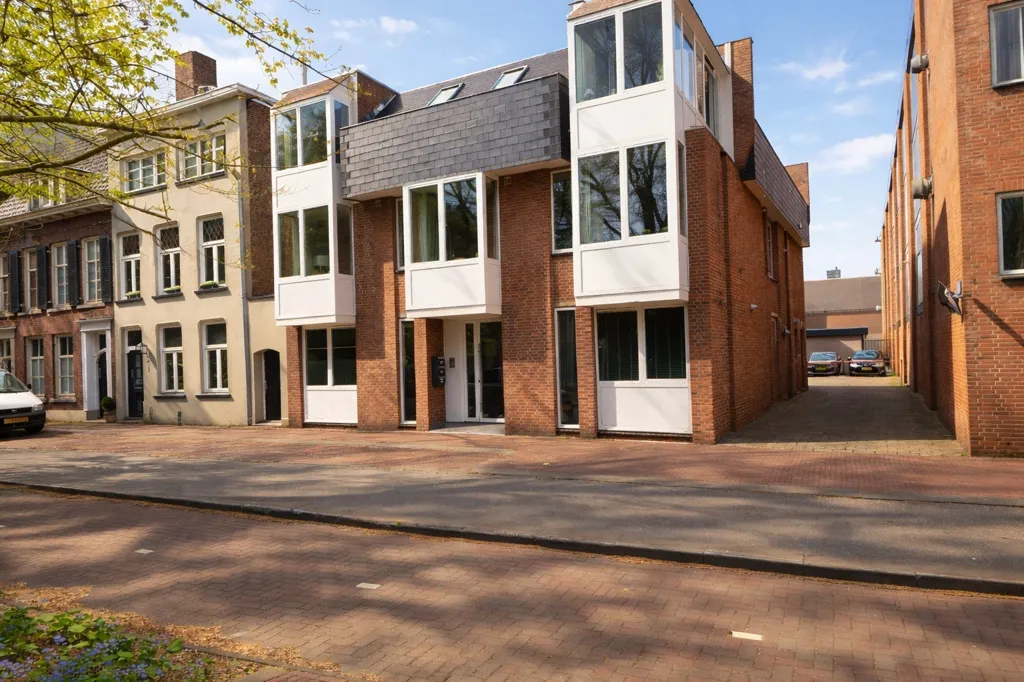 Välivaade - Modern 2-Bedroom Flat with Balcony in Roosendaal