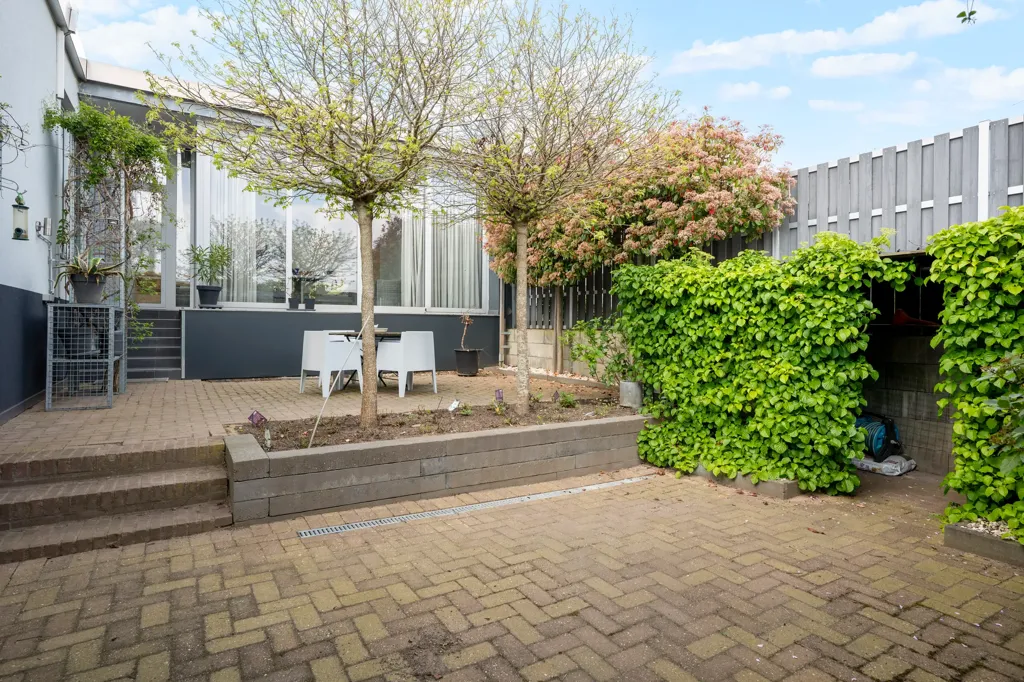 Jardin - Multifunctional House with Field Views in Limbricht