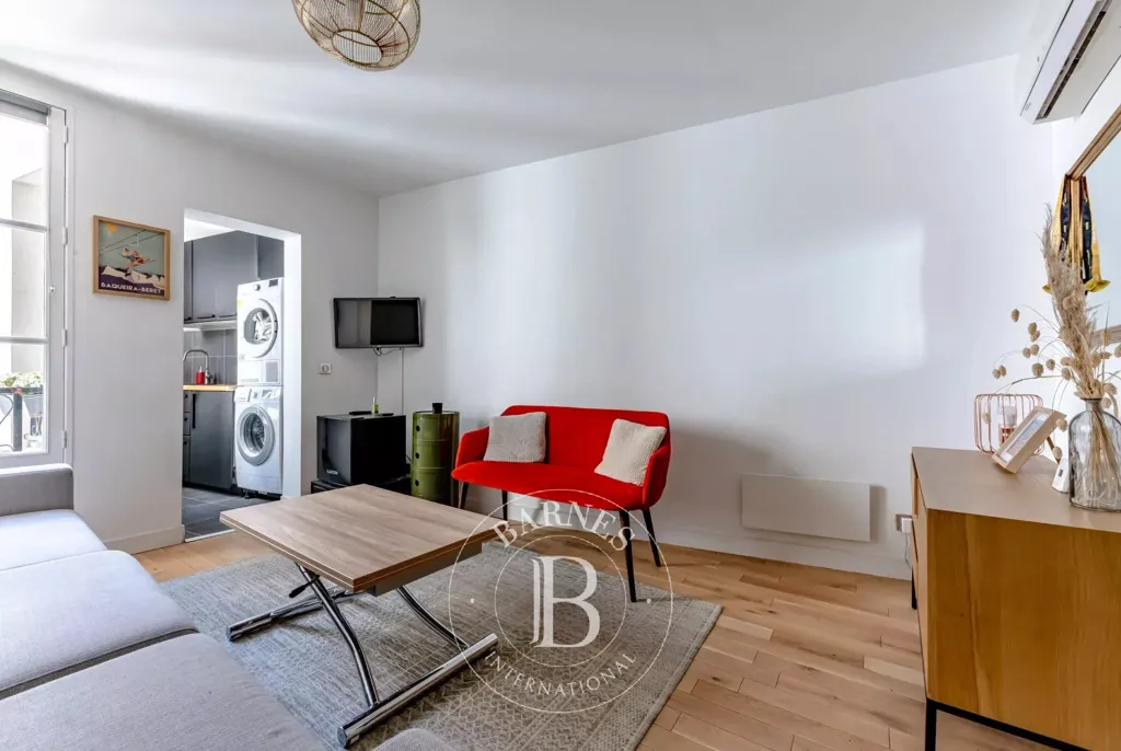 Soggiorno - Studio with Courtyard View in Paris 1st