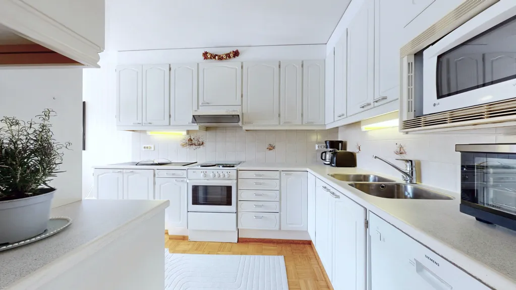 Cuisine - Modernised Apartment with Terrace in Salo Centre