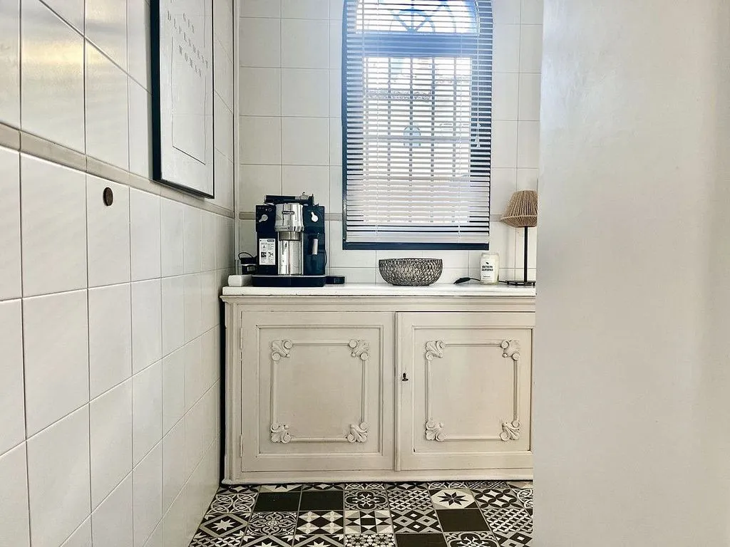 Esik - Terraced House with Pool in Urban Centre