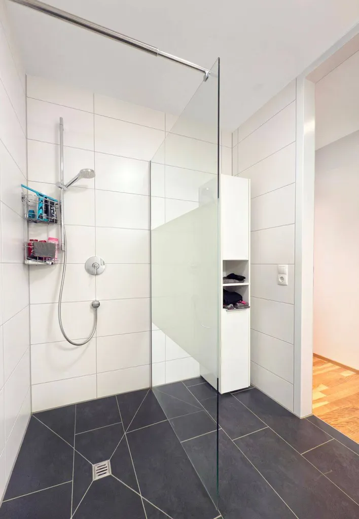 Salles de bain - Modern Garden Flat in Feldkirch