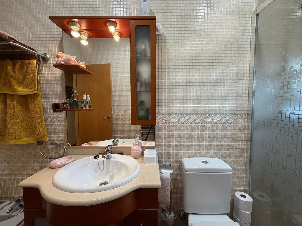 Bagni - Bright Apartment with Air Conditioning in Sant Pere