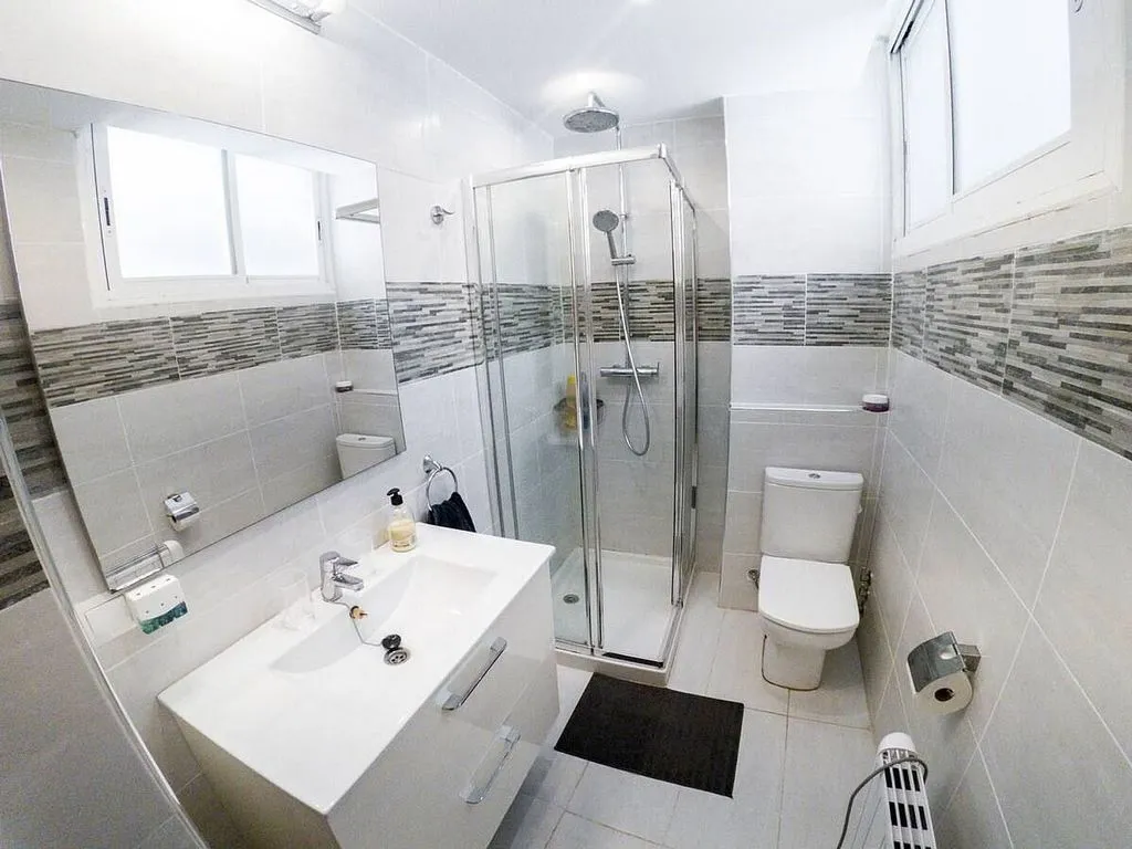 Salles de bain - Apartment with Bay View in Palma de Mallorca