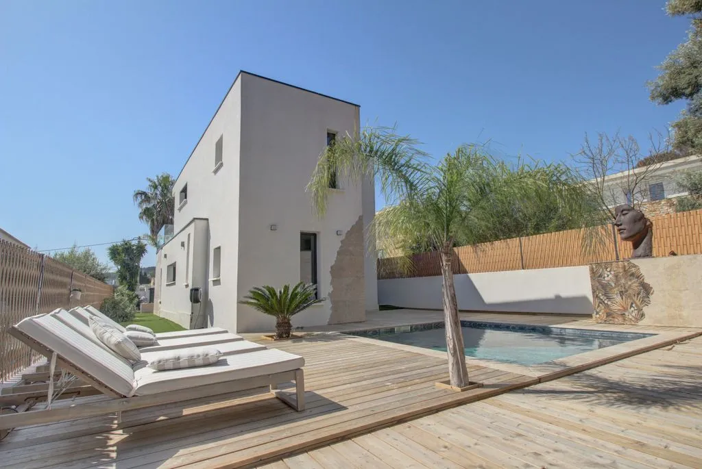 Bassein - Luxury Villa with Pool in La Ciotat