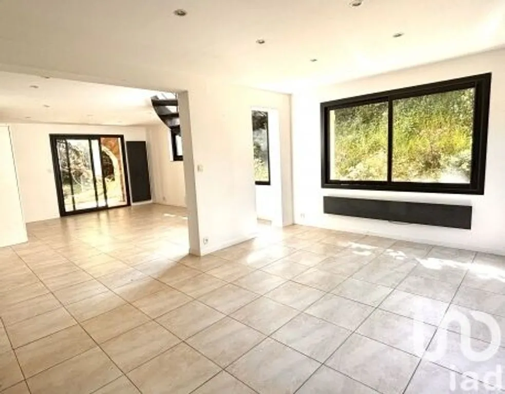 living_room