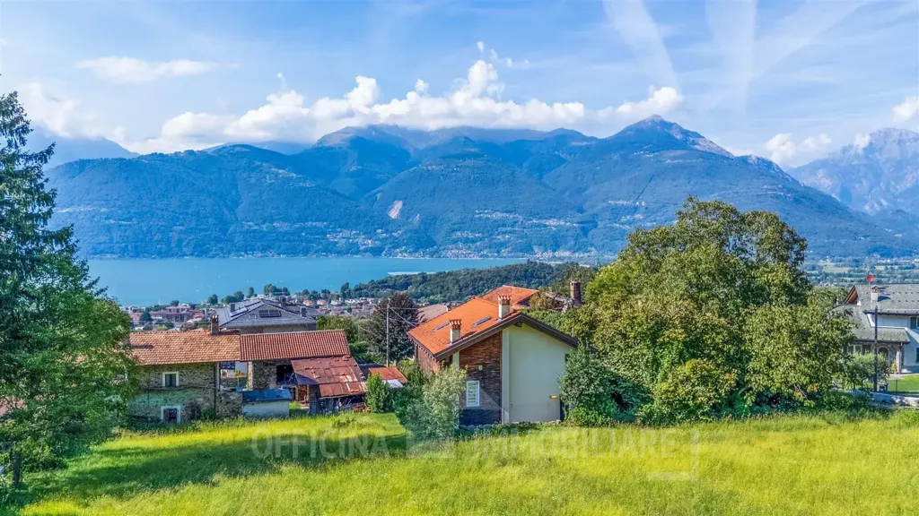 Panoramic Villa with Lake View in Colico