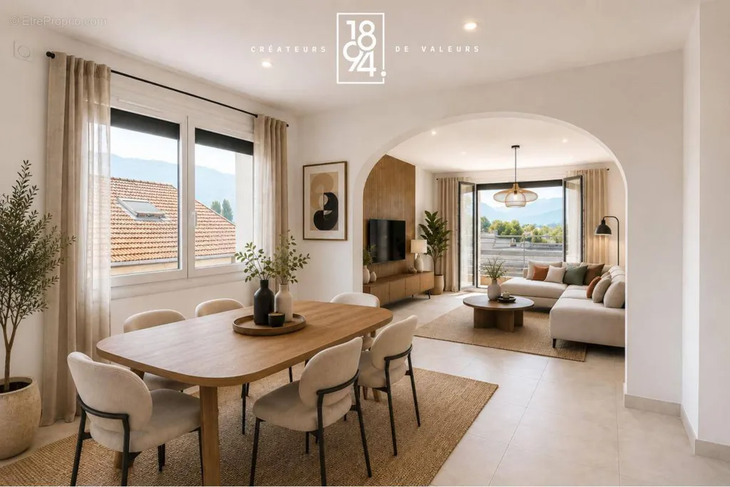 Dining Room - T4 Apartment with Garden in La Ravoire