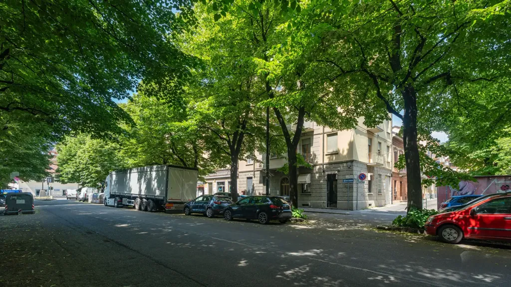 Välivaade - 3-Bedroom Apartment with Balcony in Turin
