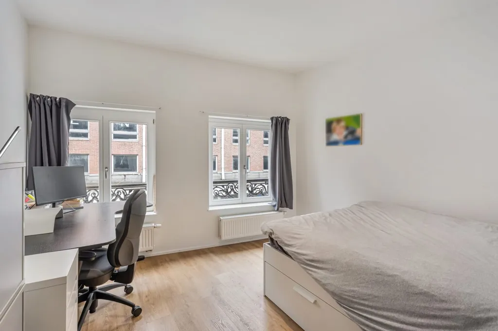 Chambres - Appartement Rénové et Énergétique au Centre de Diest