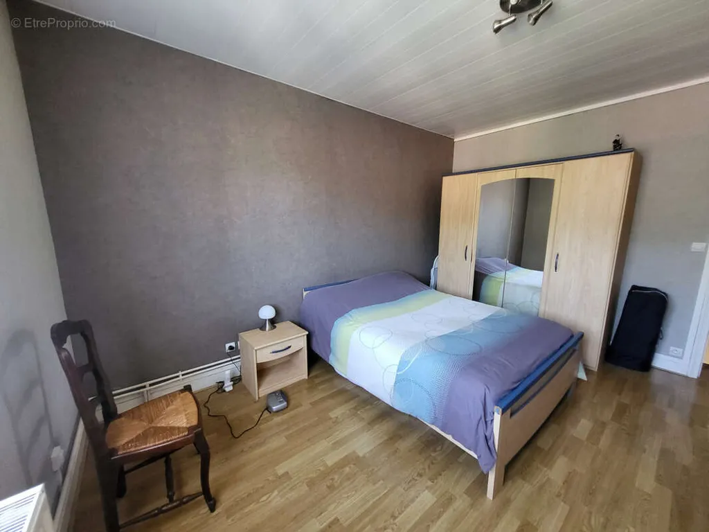 Chambres - Maison au Calme avec Jardin à Saint Léonard