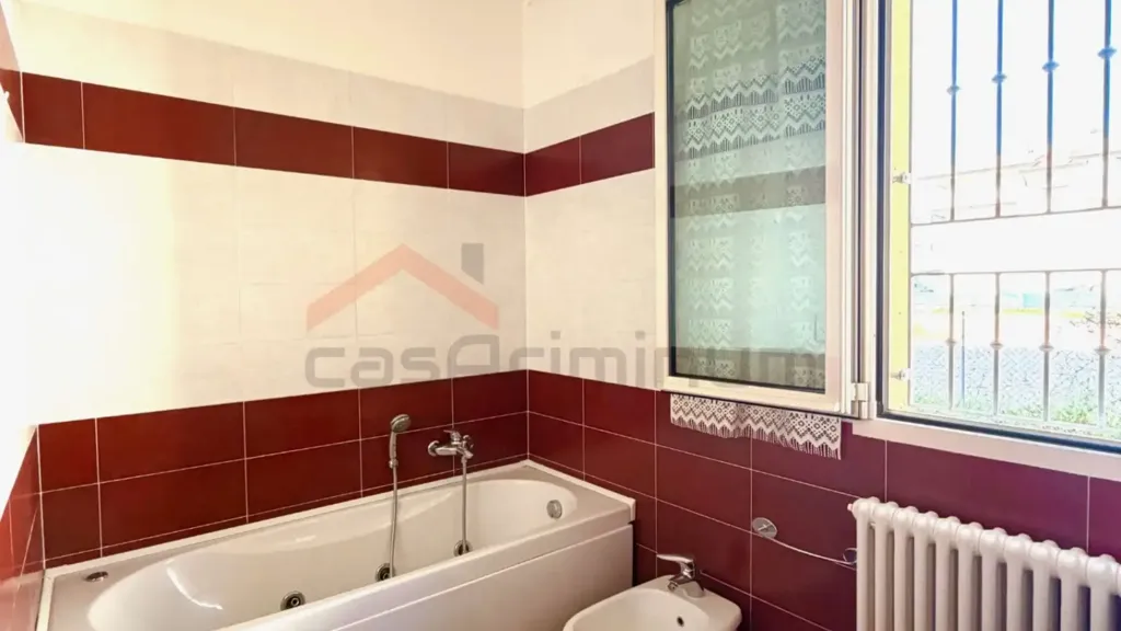 Salles de bain - Ground Floor Apartment with Private Courtyard in Viserbella