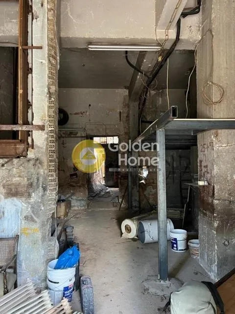 Garage - Loft Apartment with Garden in Petralona