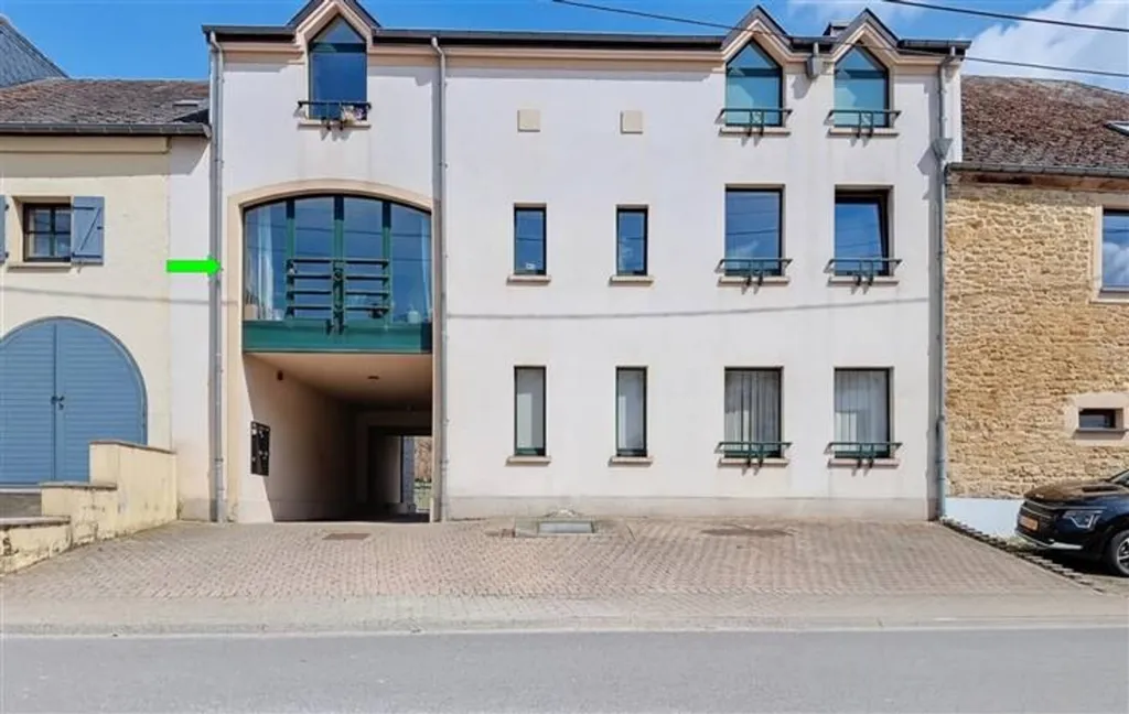 Extérieur - Appartement avec Séjour Lumineux à Hondelange