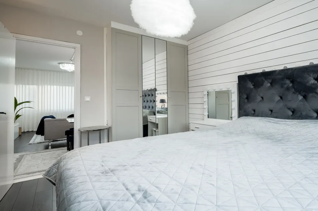 Chambres - Renovated Two-Bedroom Flat with Balcony in Gävleborg