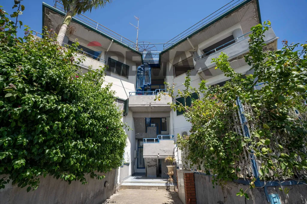 facade