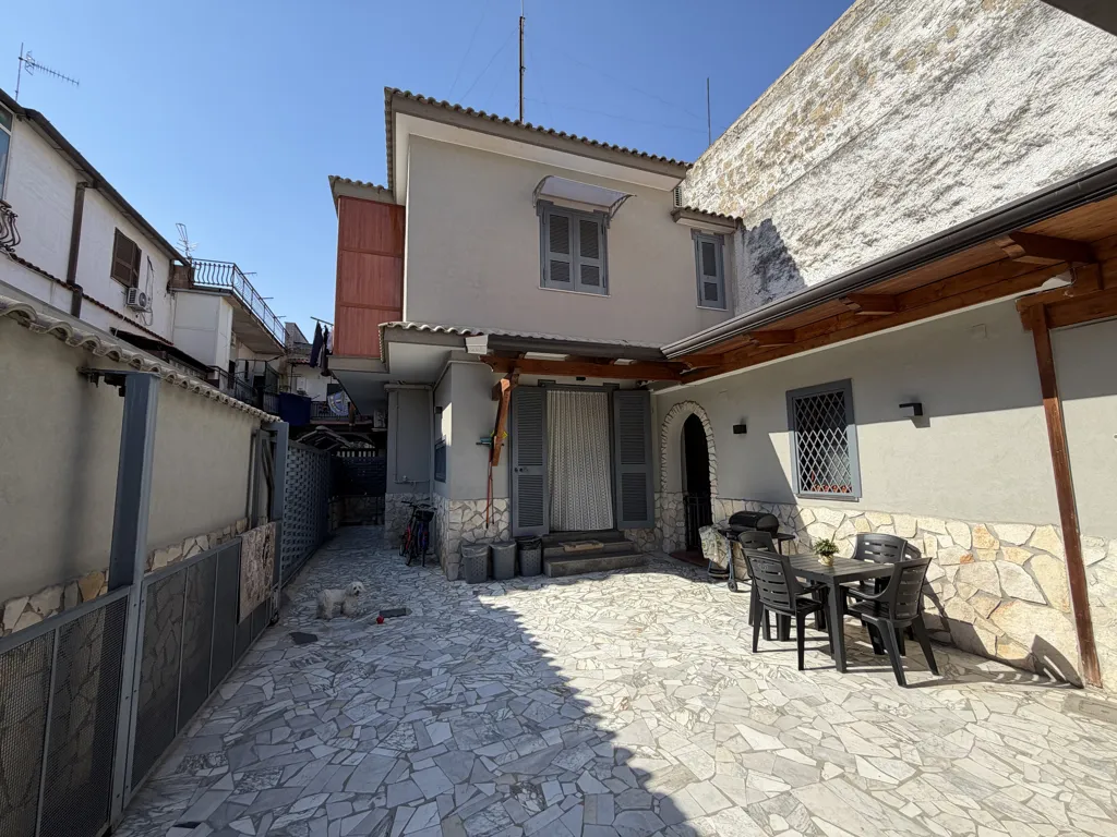 Aed - Apartment with Terrace in Casoria Centre