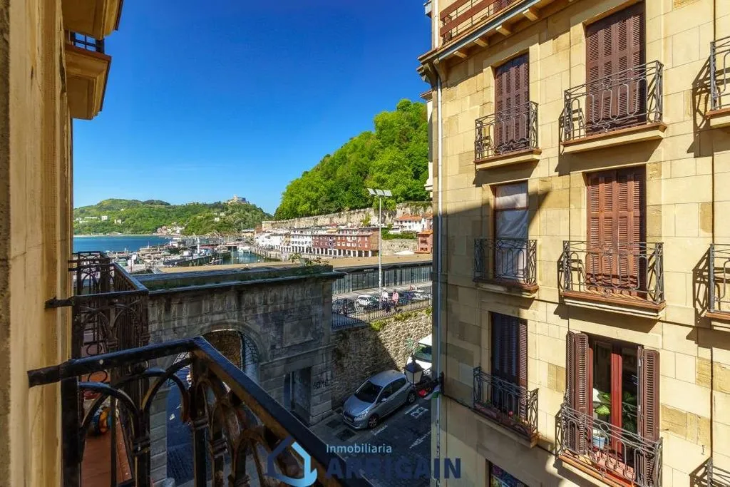 Balcon - Luxury Flat with Sea Views in San Sebastián