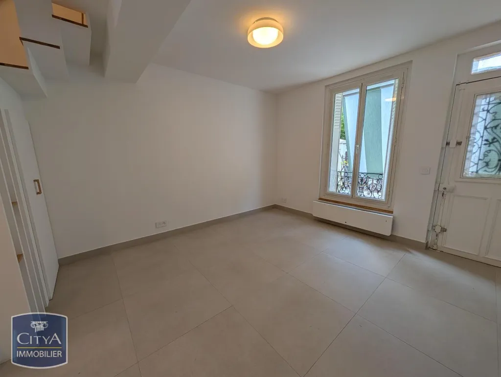 Pièces - Maison 2 Pièces avec Cour au Perreux-sur-Marne