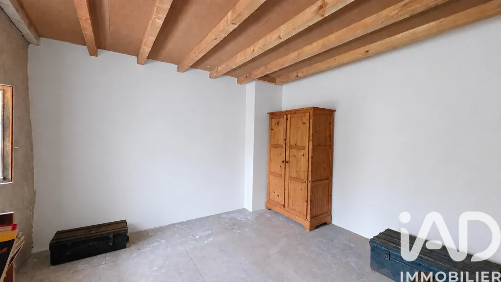 Rooms - Traditional Stone House with Garden in Guichen