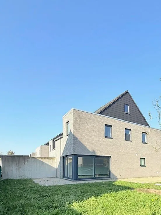 Exterior - 3-Bedroom House with Garden in Middelkerke
