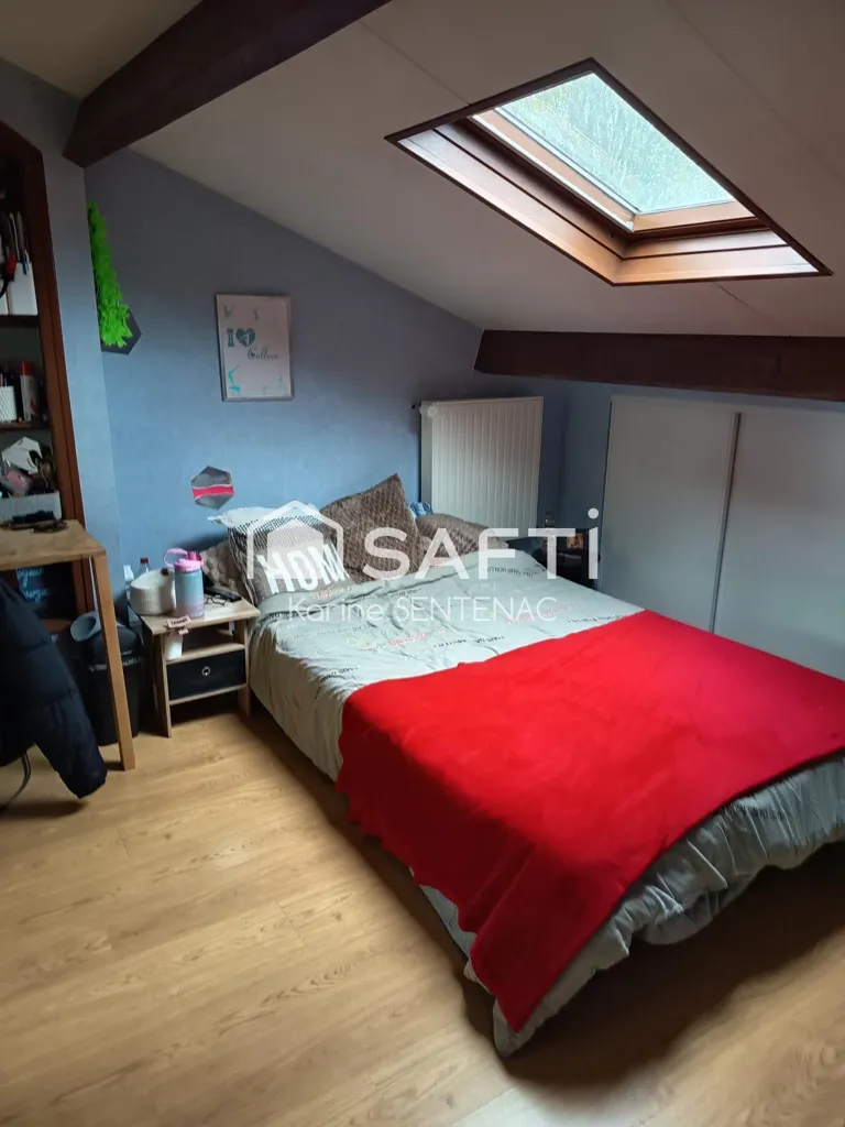 Chambres - Maison avec Jardin et Parc à Proximité à Montreuil-Bellay