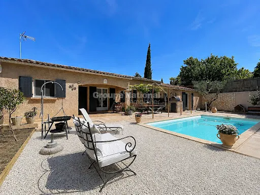 Bassein - Luxury House with Pool in Châteaurenard