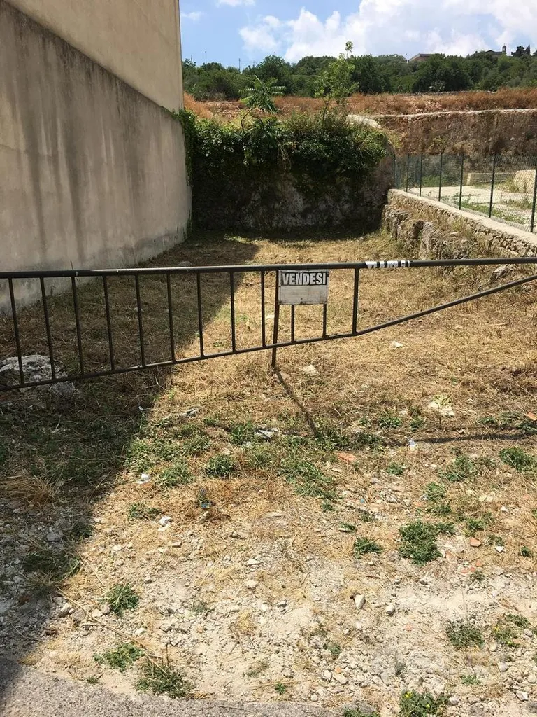 Jardin - Buildable Plot with Panoramic View in Contrada Garofalo