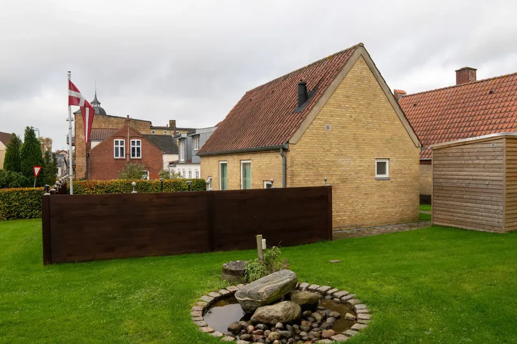 Aed - Three-Bedroom Flat in Aabenraa