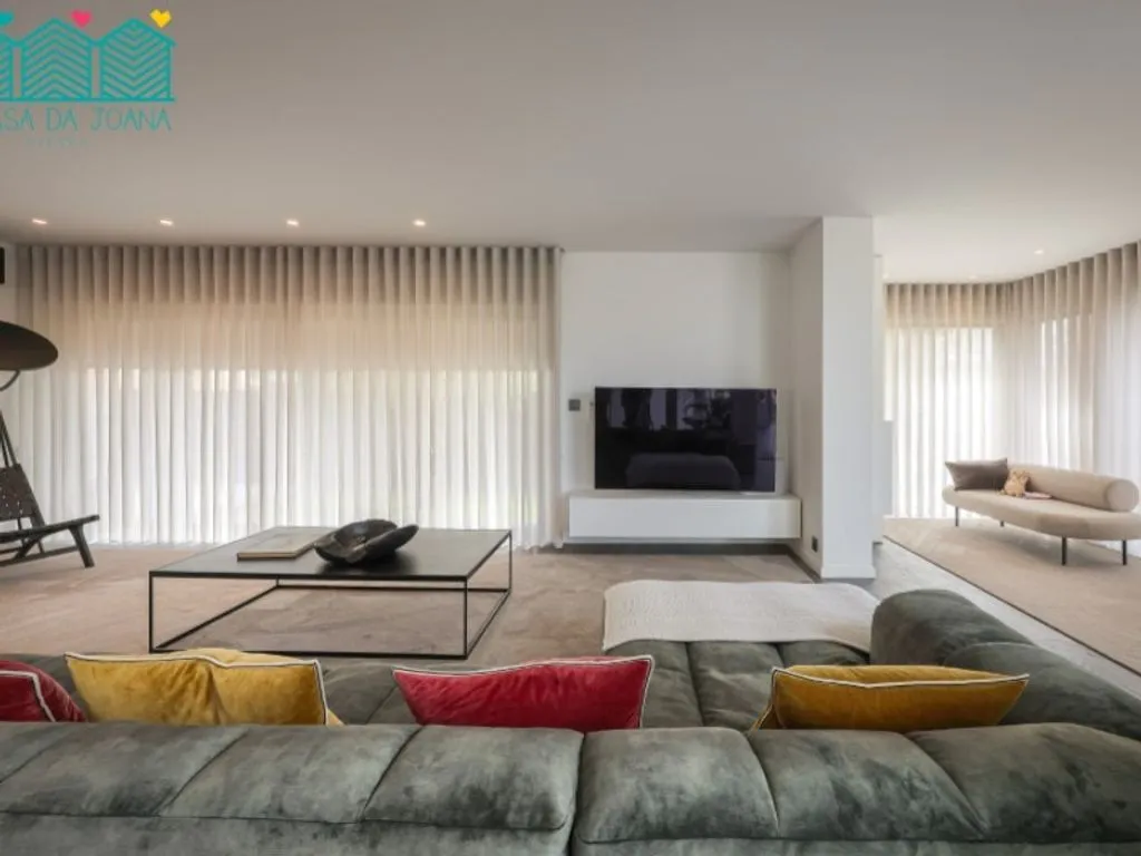 Living Room - Luxury Villa with Pool in Azurva, Aveiro