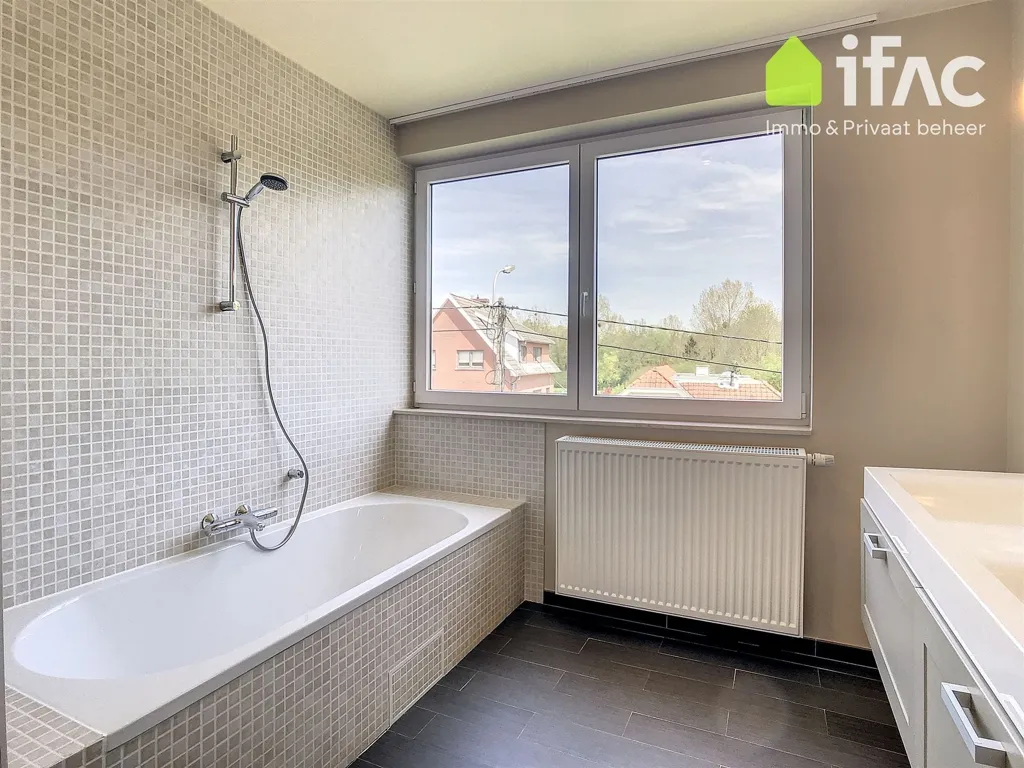Bagni - Rural Villa with Terrace in Overijse