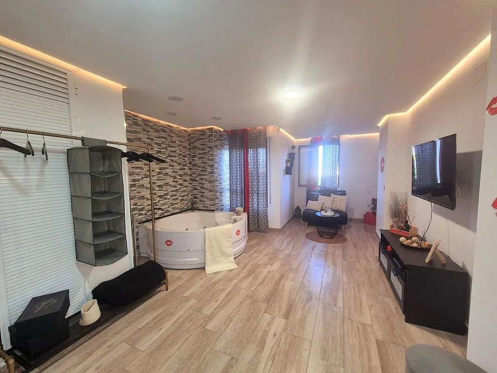 Pièces - Loft with Jacuzzi in Algeciras Old Town