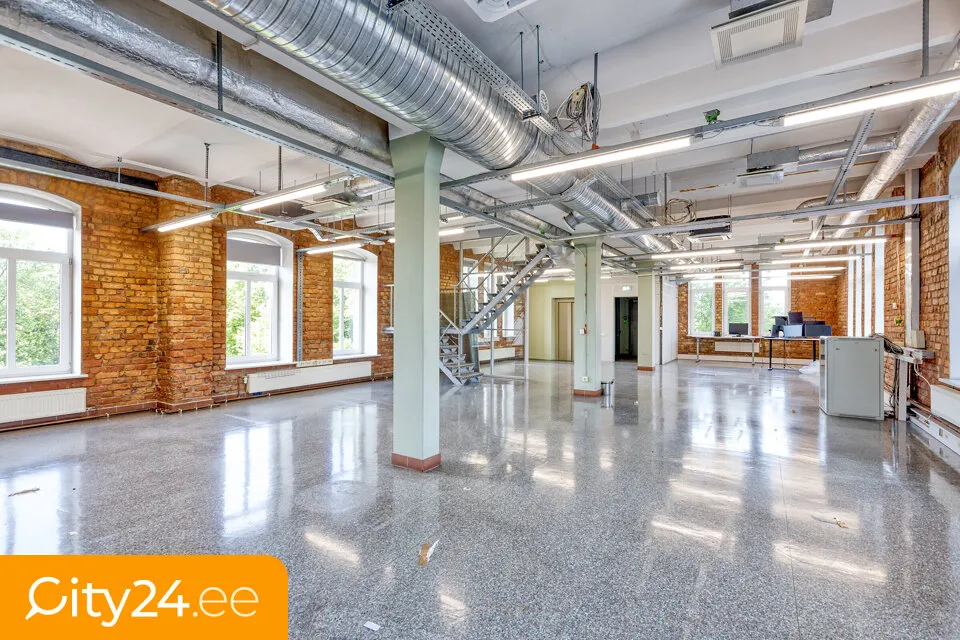 Stanze - Office Building with Modern Lifts in Teika