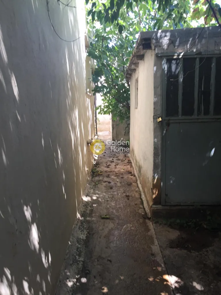 Jardin - Plot with Unrestricted View in Ano Liosia Centre