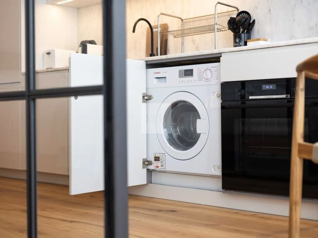 Buanderie - Studio Apartment with Interior Bedroom in Porto