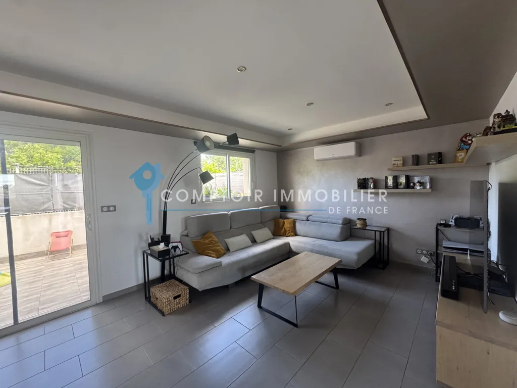 Elutuba - Contemporary Villa with Courtyard in Vergèze