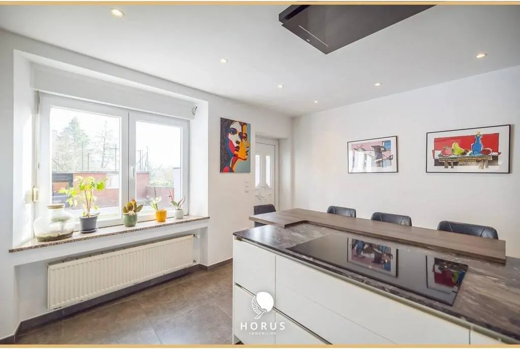 Cuisine - Maison de Ville avec Terrasses à Differdange