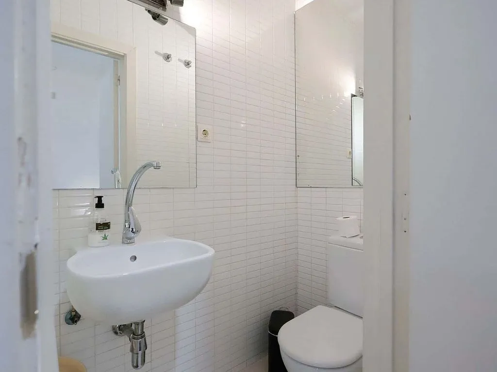 Vannitoad - Furnished Flat in Malasaña, Madrid