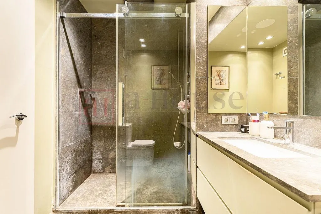 Salles de bain - Luxury Apartment with Balcony in L'Antiga Esquerra de l'Eixample