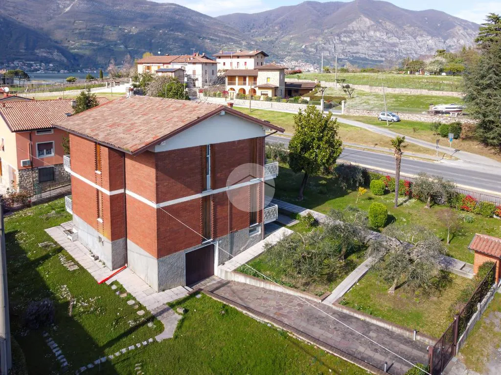 Vue aérienne - Apartment with Garden in Clusane, Iseo