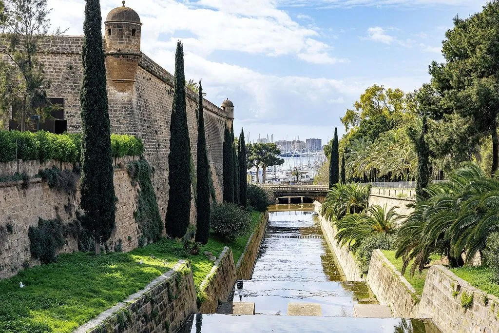 Apartment with Balcony in Camp d'en Serralta, Palma