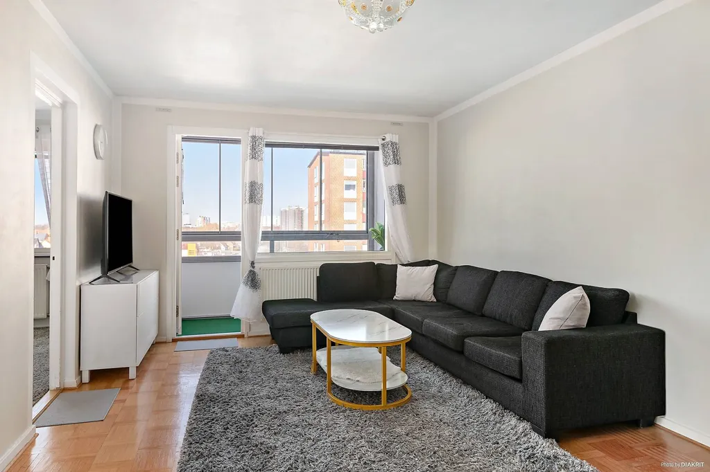 Living Room - Charming Apartment with Balcony in Almhög