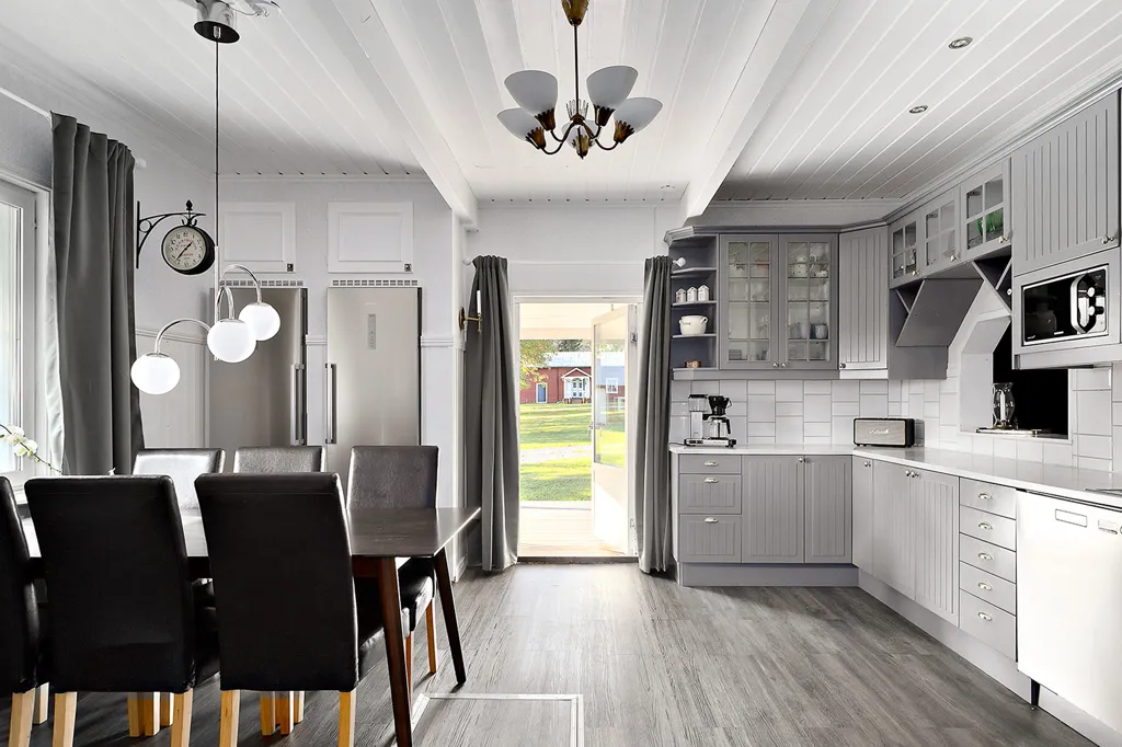 Salle à manger - Charming Villa with Garden in Countryside