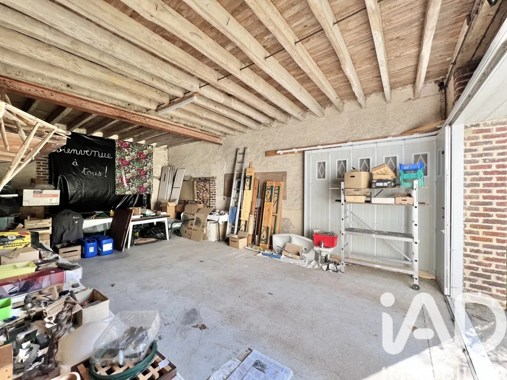 Garage - Maison en Pierre avec Jardin à Thoiré-sur-Dinan