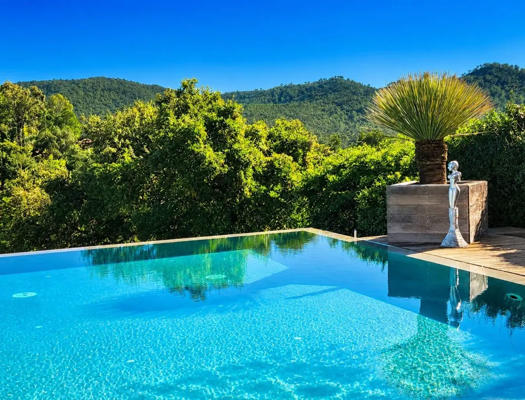 Piscina - Architectural House with Panoramic View in Pierrefeu-du-Var