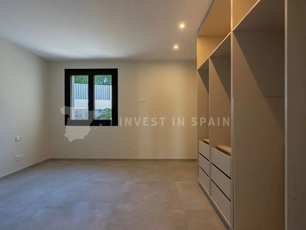 Pièces - Newly Built Villa with Pool in Jávea
