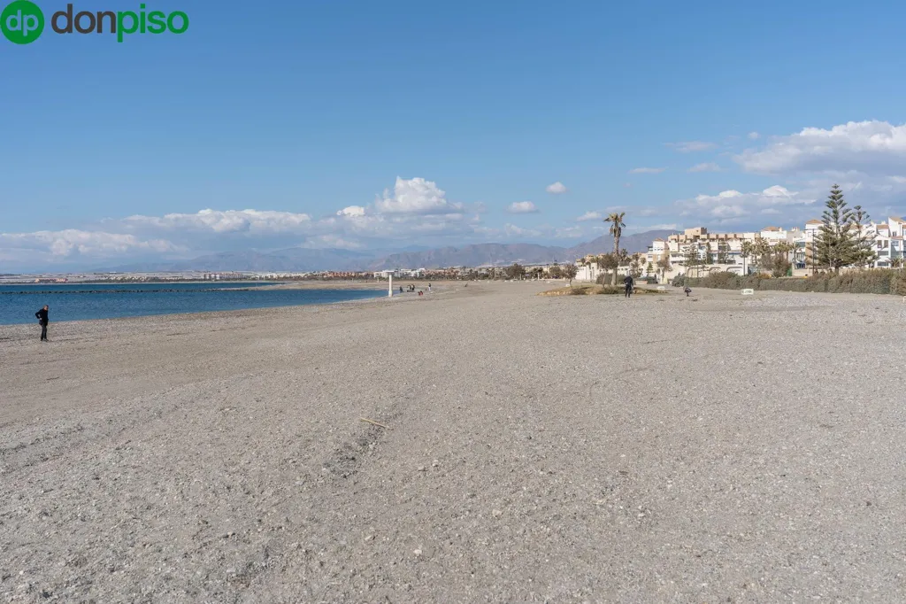 First Floor Apartment with Balcony in Almerimar