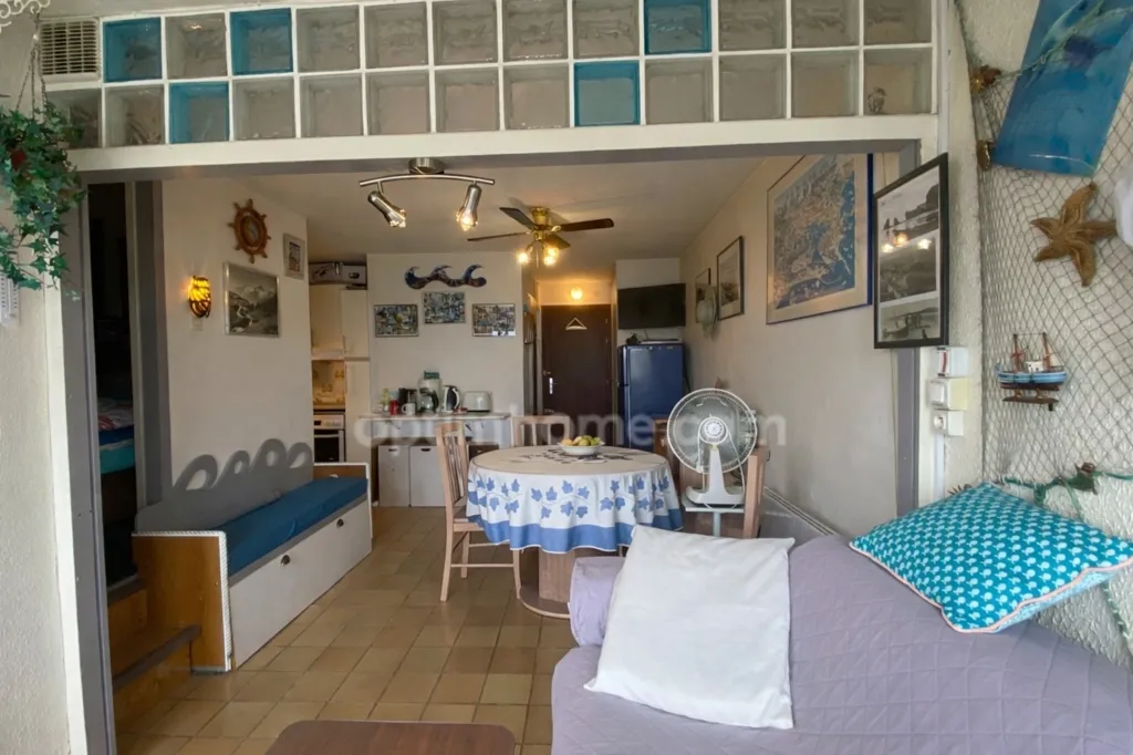 Soggiorno - Studio with Sea View in Residenza with Gardien